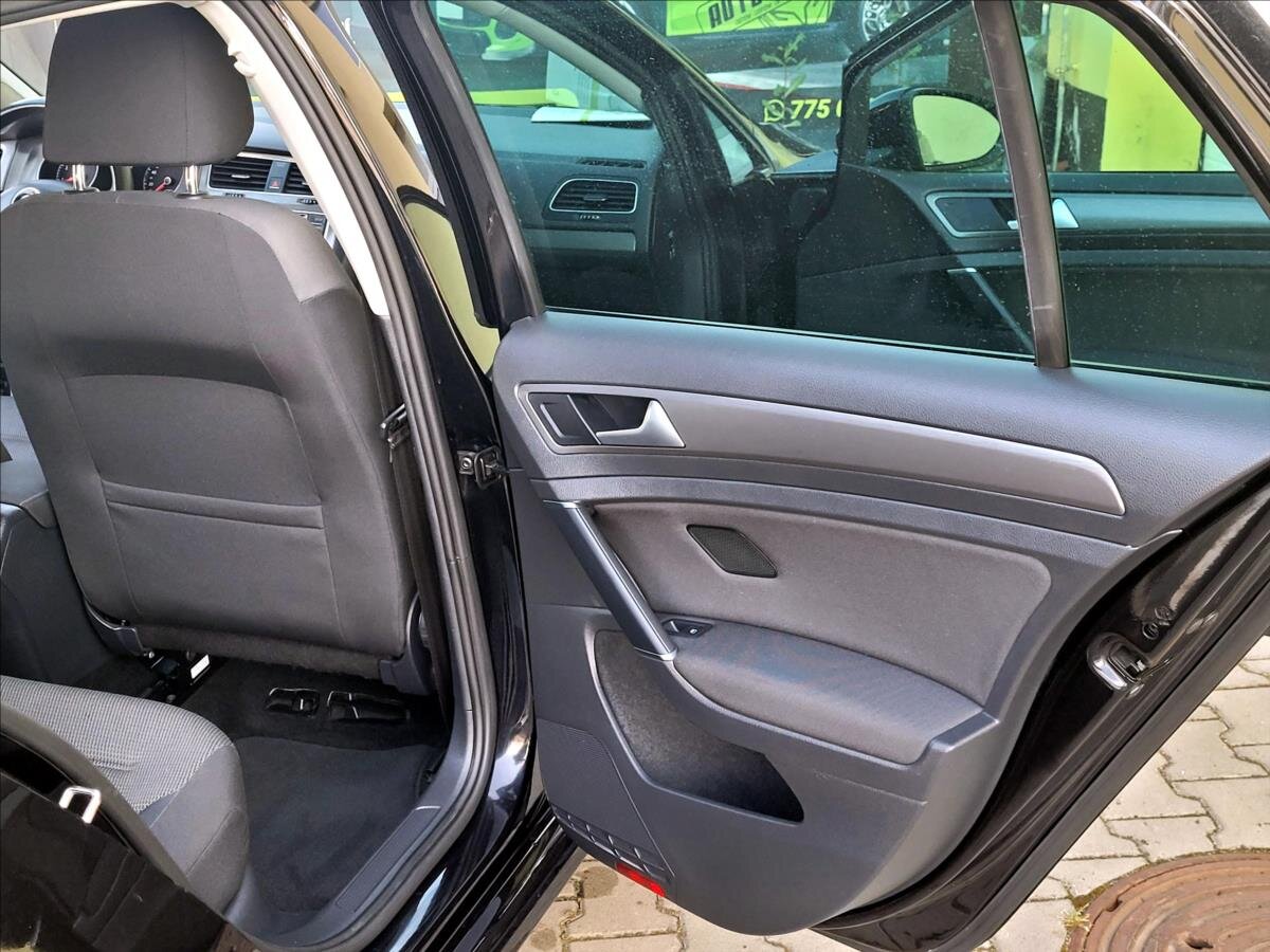 Volkswagen Golf Hatchback 1,4 l 90 kw