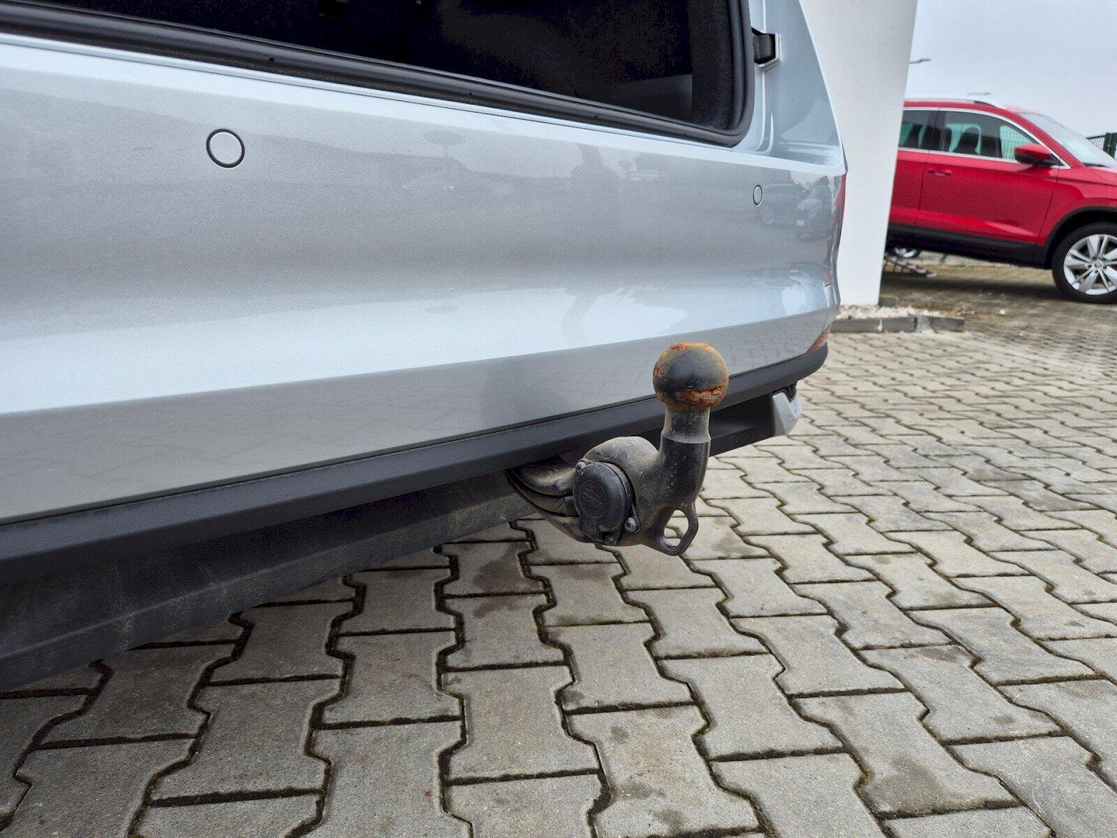 Škoda Scala Hatchback 1,0 l 85 kw