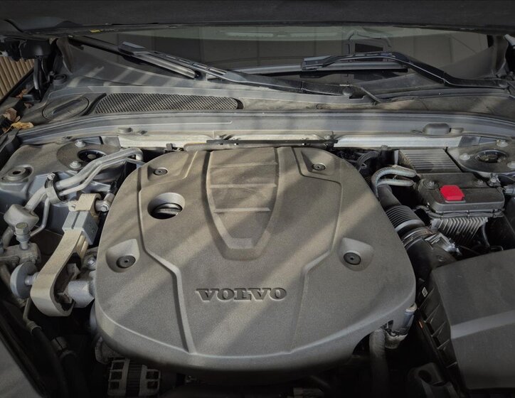 Volvo V90 Kombi 2,0 l 177 kw