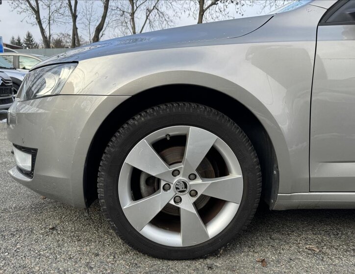 Škoda Octavia Kombi 2,0 l 110 kw