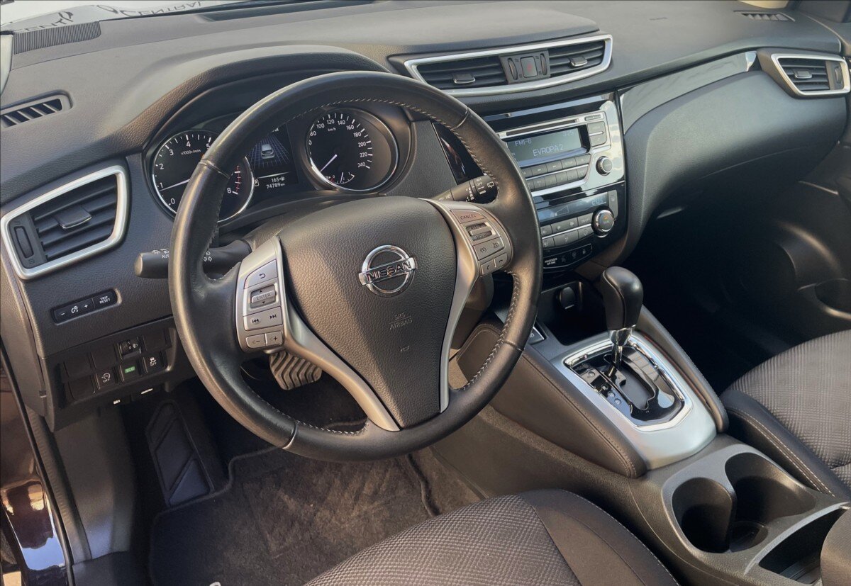 Nissan Qashqai SUV / Terénní 1,2 l 85 kw