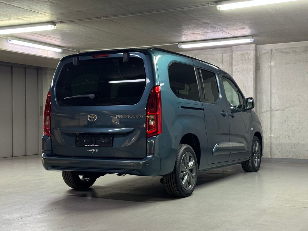 Toyota ProAce City Verso MPV 1,5 l 96 kw