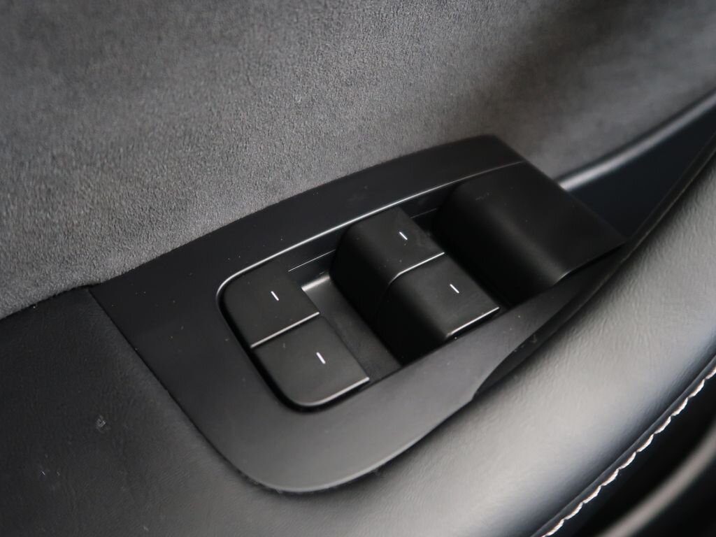 Tesla Model Y SUV 0,0 378 kw