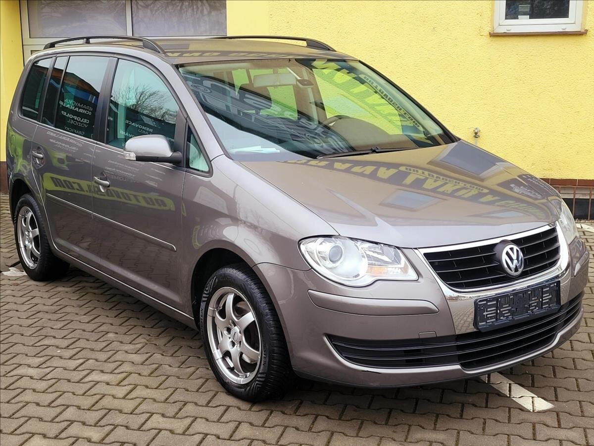 Volkswagen Touran Kombi 1,4 l 103 kw