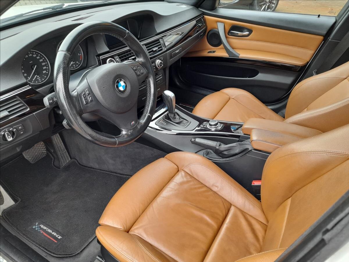 BMW Řada 3 Sedan 2,0 l 135 kw