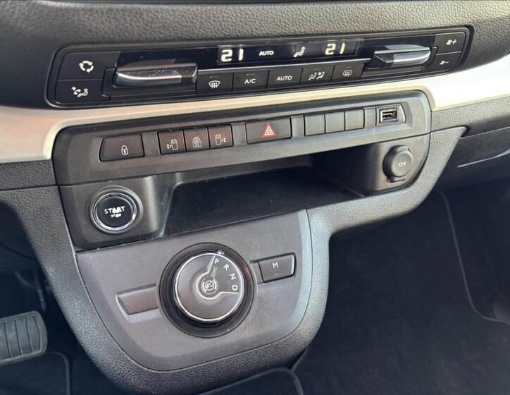 Citroën SpaceTourer MPV 2,0 l 130 kw