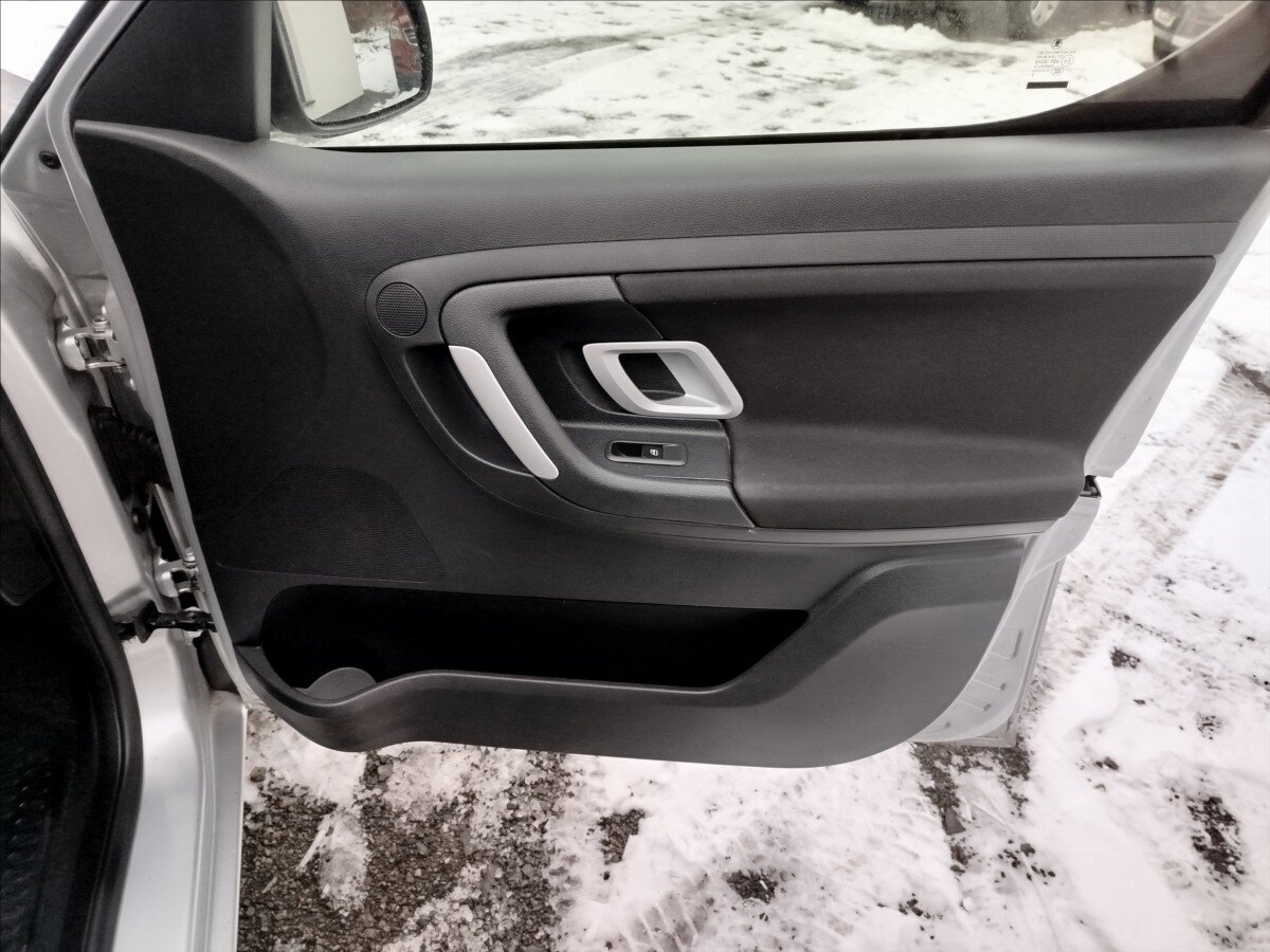 Škoda Roomster MPV 1,6 l 77 kw