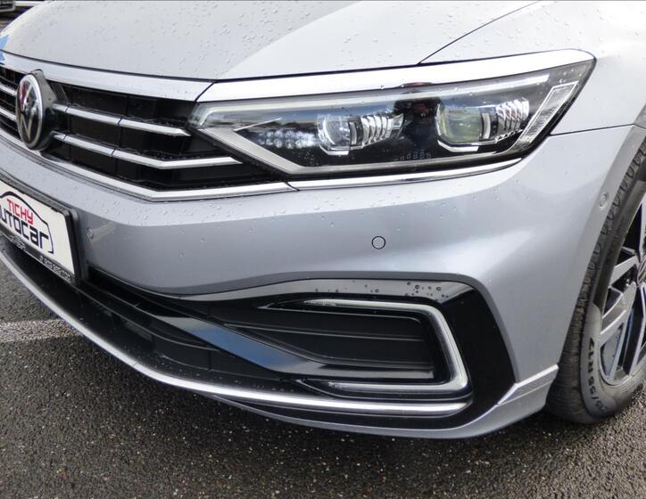 Volkswagen Passat 85