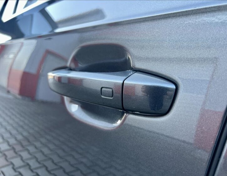 Audi SQ7 SUV / Terénní 4,0 l 320 kw