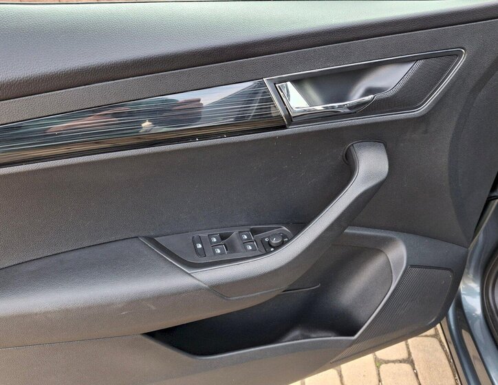 Škoda Karoq SUV / Terénní 1,5 l 110 kw