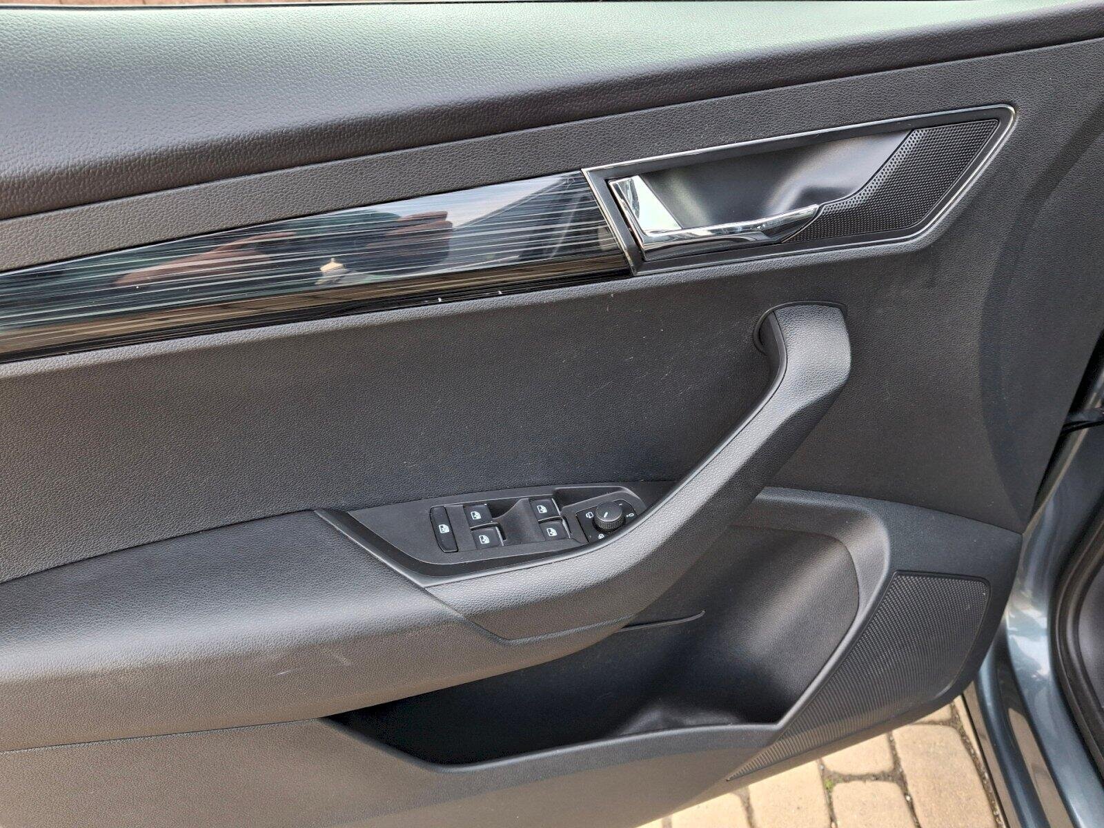 Škoda Karoq SUV / Terénní 1,5 l 110 kw