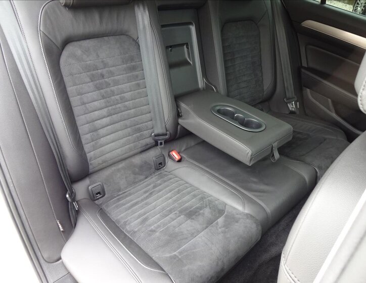 Volkswagen Passat Sedan 2,0 l 110 kw