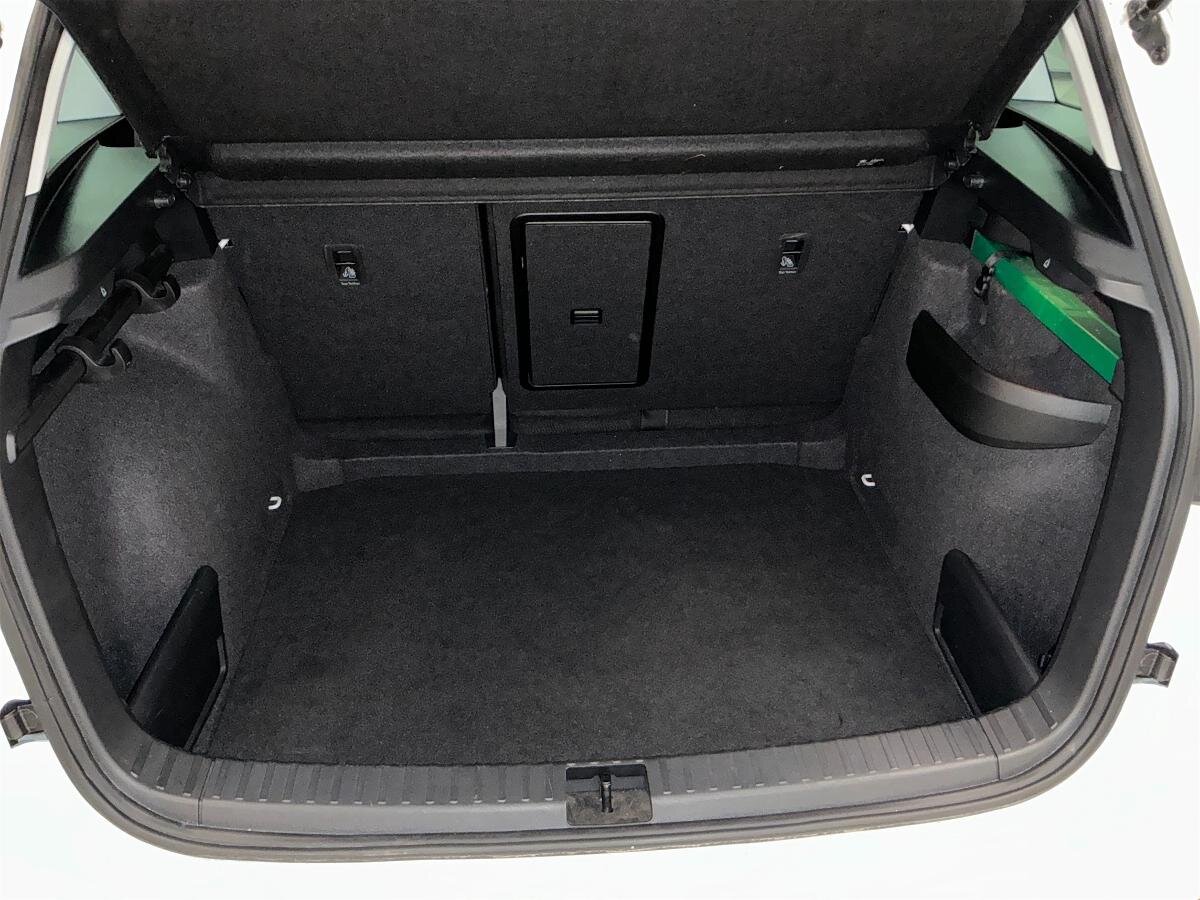 Škoda Karoq SUV 1,5 l 110 kw