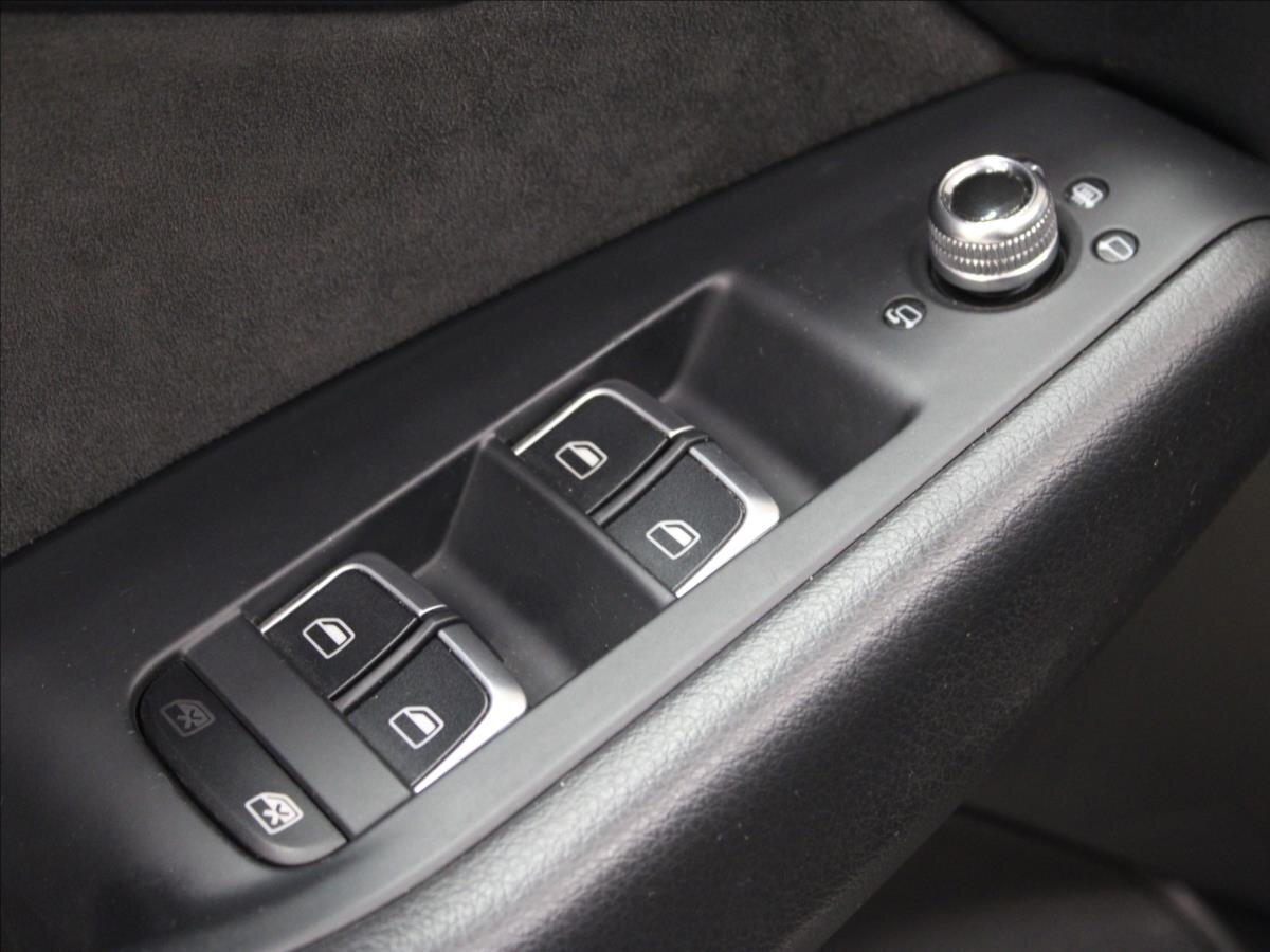 Audi Q5 Kombi 2,0 l 140 kw