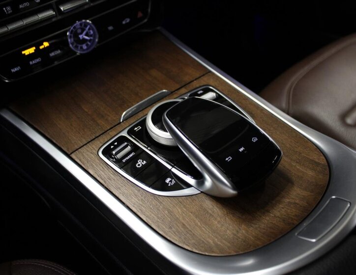 Mercedes-Benz Třídy G SUV / Terénní 2,9 l 210 kw