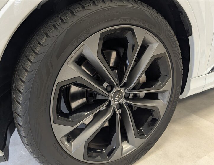 Audi Q7 Kombi 3,0 l 210 kw