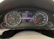 Volkswagen Touareg 11