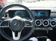 Mercedes-Benz Třídy A Sedan / Limuzína 1,3 l 100 kw
