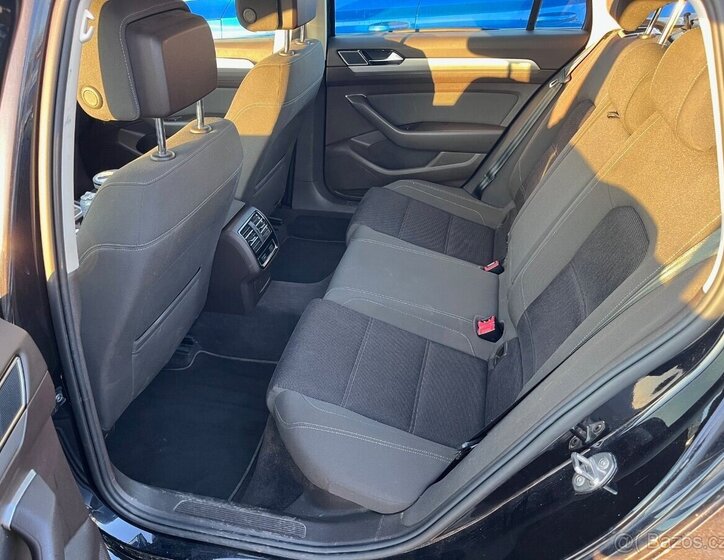 Volkswagen Passat Kombi 0,0 110 kw