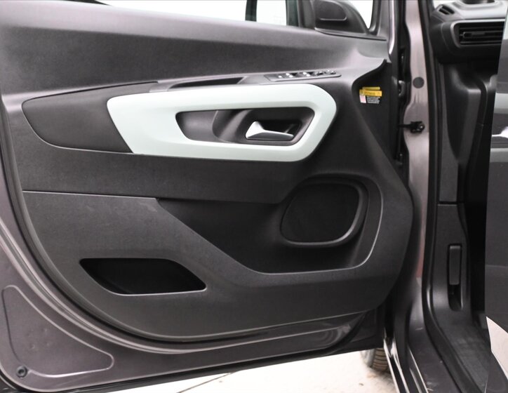 Citroën Berlingo MPV 1,5 l 96 kw