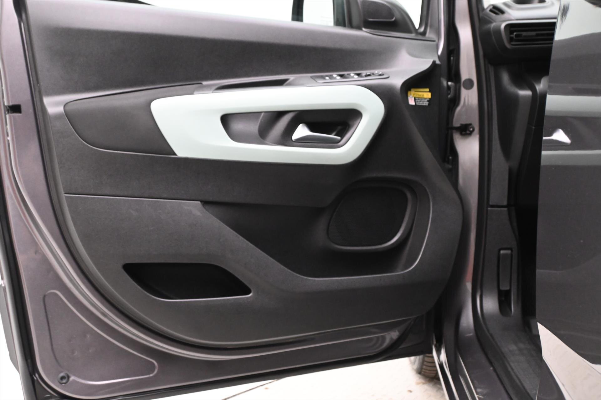 Citroën Berlingo MPV 1,5 l 96 kw