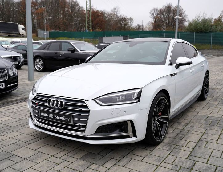 Audi S5 2