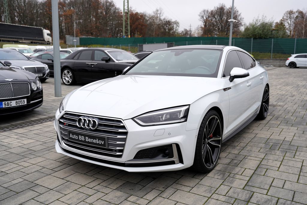 Audi S5
