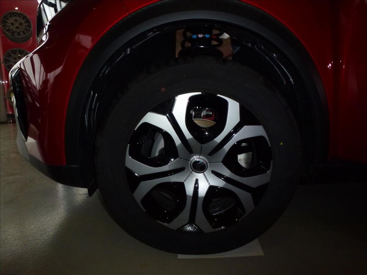 Citroën C3 Aircross SUV / Terénní 1,2 l 74 kw