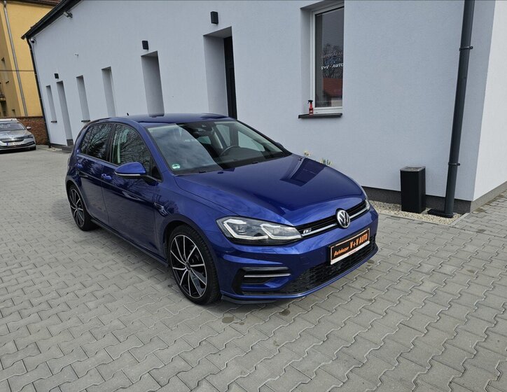 Volkswagen Golf Kombi 1,5 l 110 kw