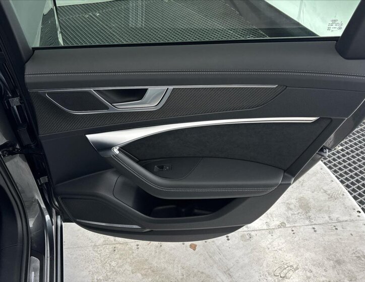 Audi S6 Kombi 3,0 l 253 kw