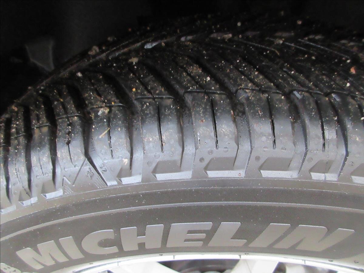 Land Rover Discovery Sport SUV 2,0 l 110 kw