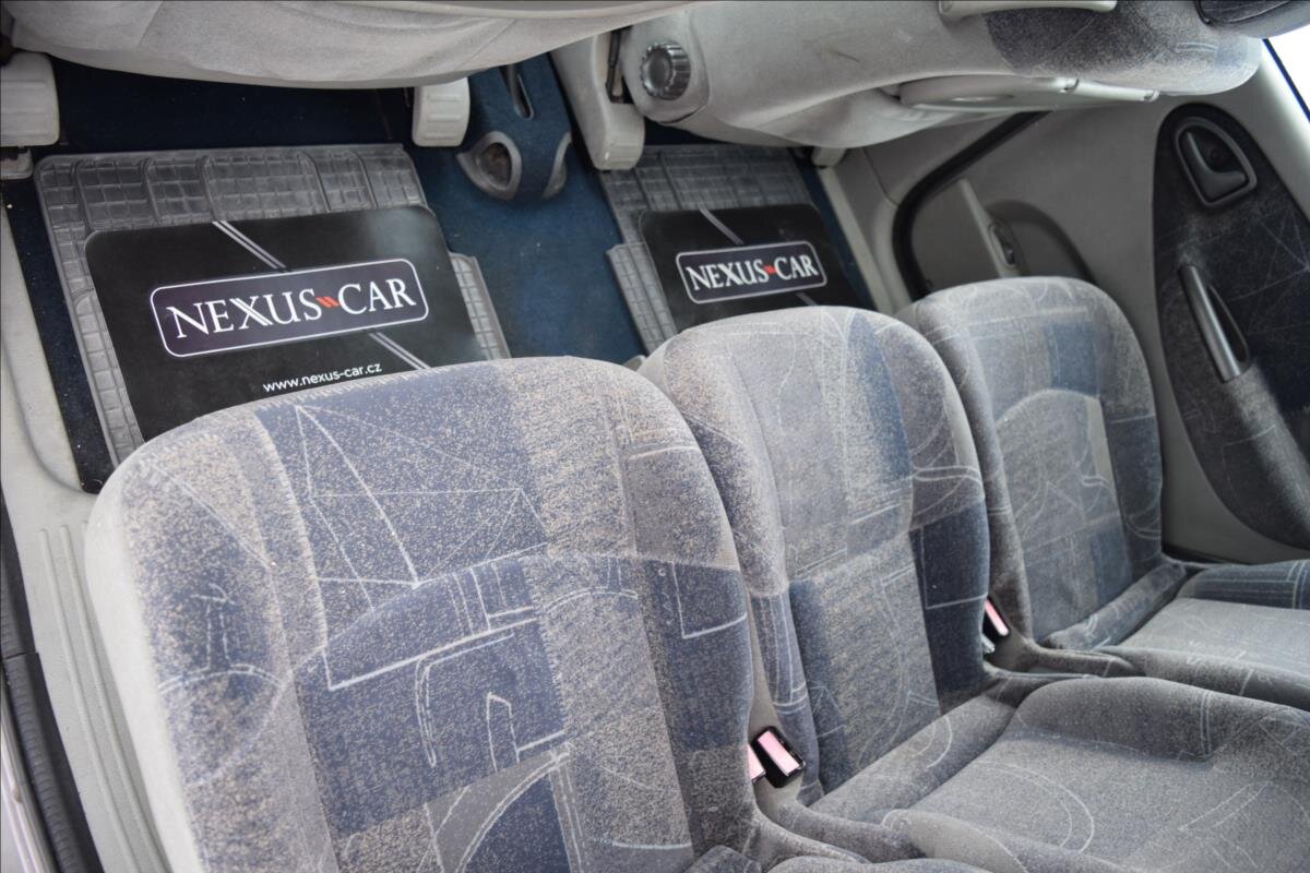 Renault Scénic Kombi 1,9 l 72 kw