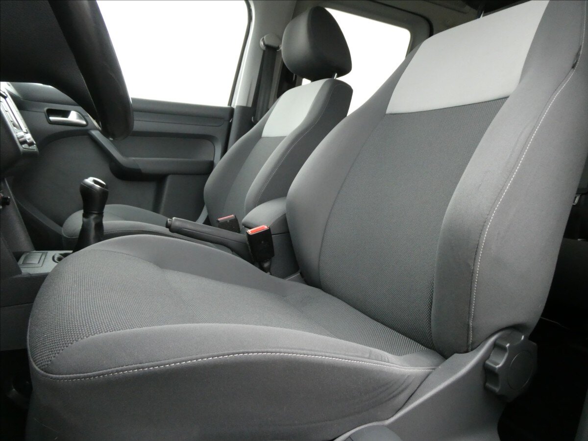 Volkswagen Caddy Kombi 1,6 l 75 kw