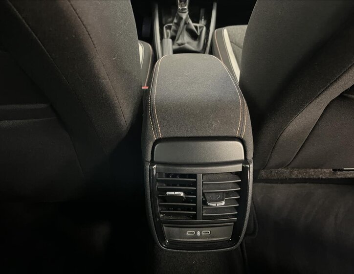 Škoda Kamiq Hatchback 999,0 85 kw