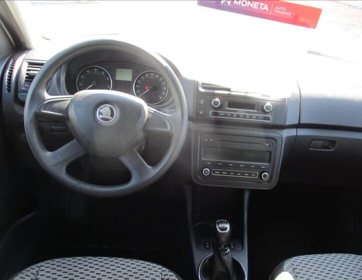 Škoda Roomster 16