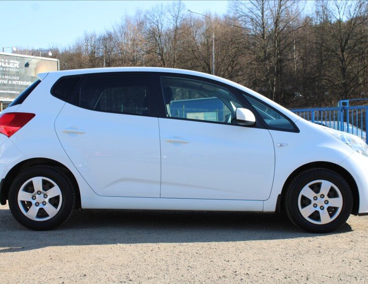KIA Venga Hatchback 1,4 l 66 kw