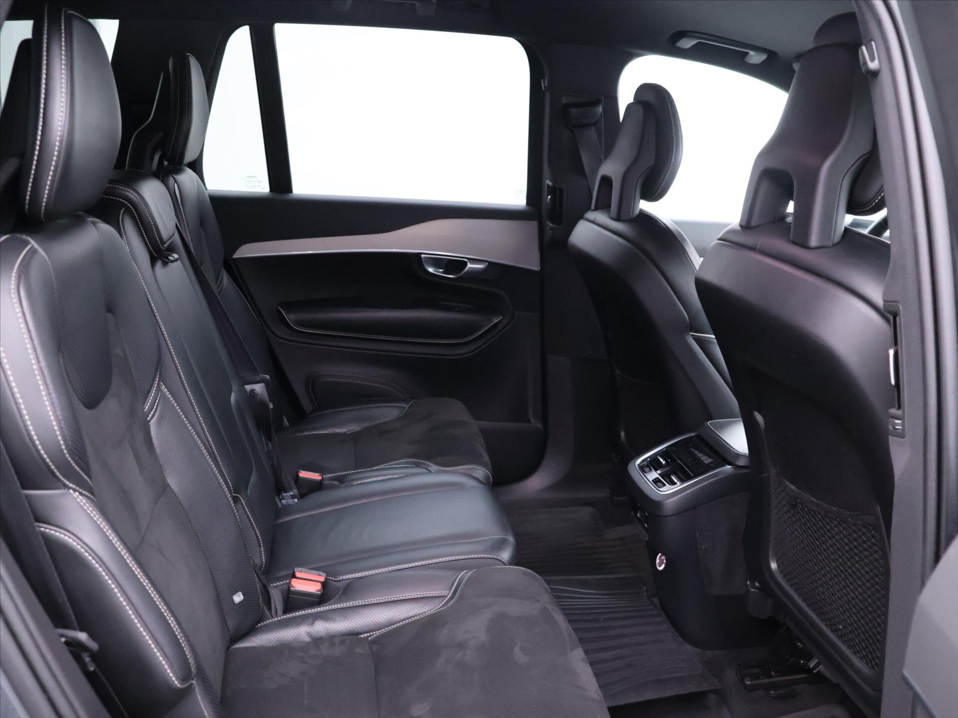 Volvo XC90 SUV / Terénní 2,0 l 173 kw