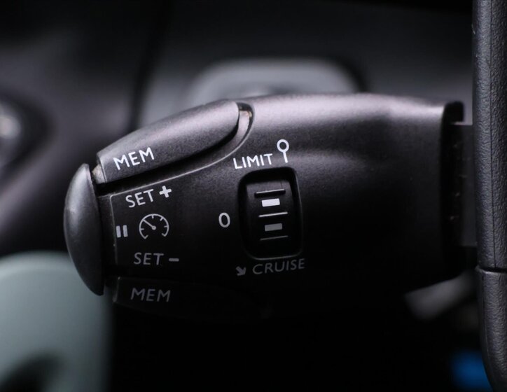 Citroën Berlingo MPV 1,5 l 75 kw