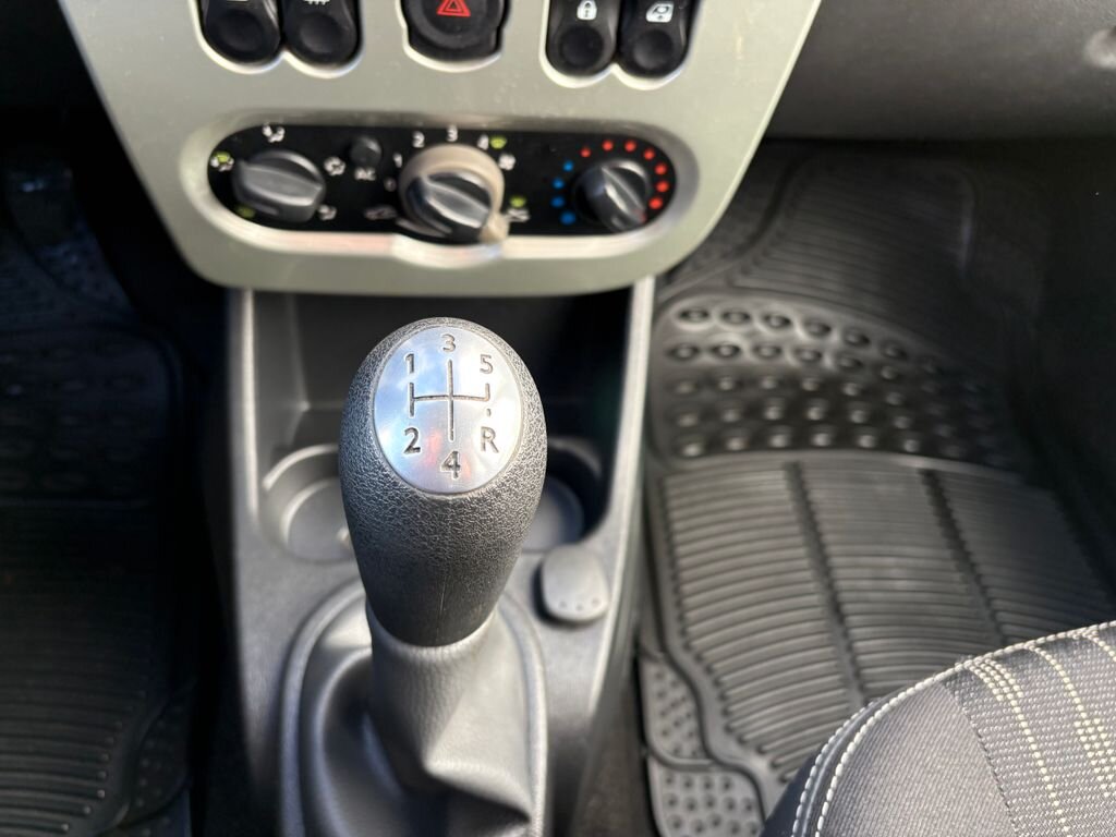 Dacia Logan Kombi 1,6 l 64 kw