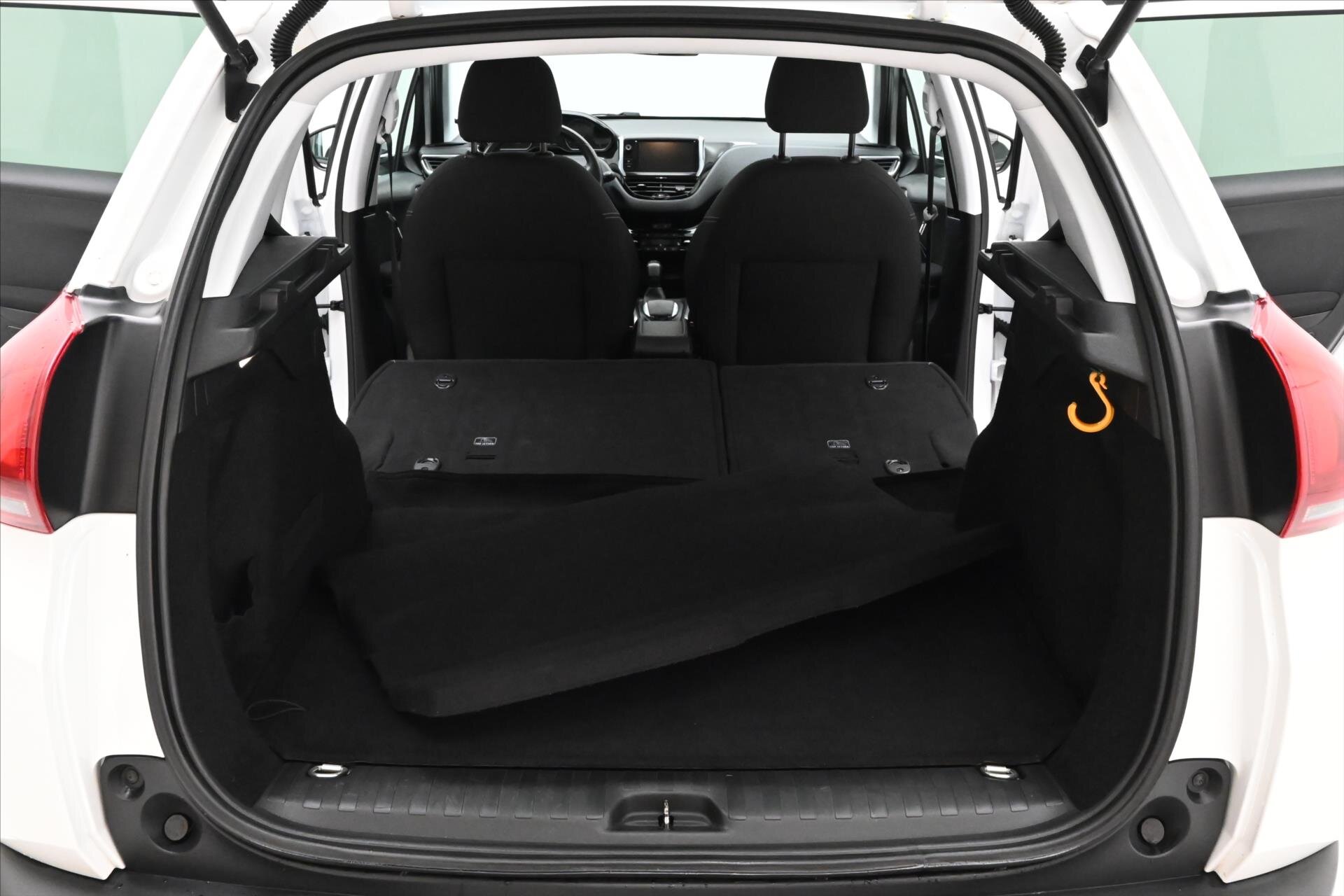 Peugeot 2008 SUV 2,0 l 60 kw