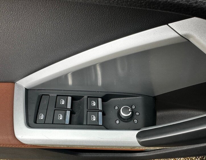 Audi Q3 Kombi 2,0 l 147 kw