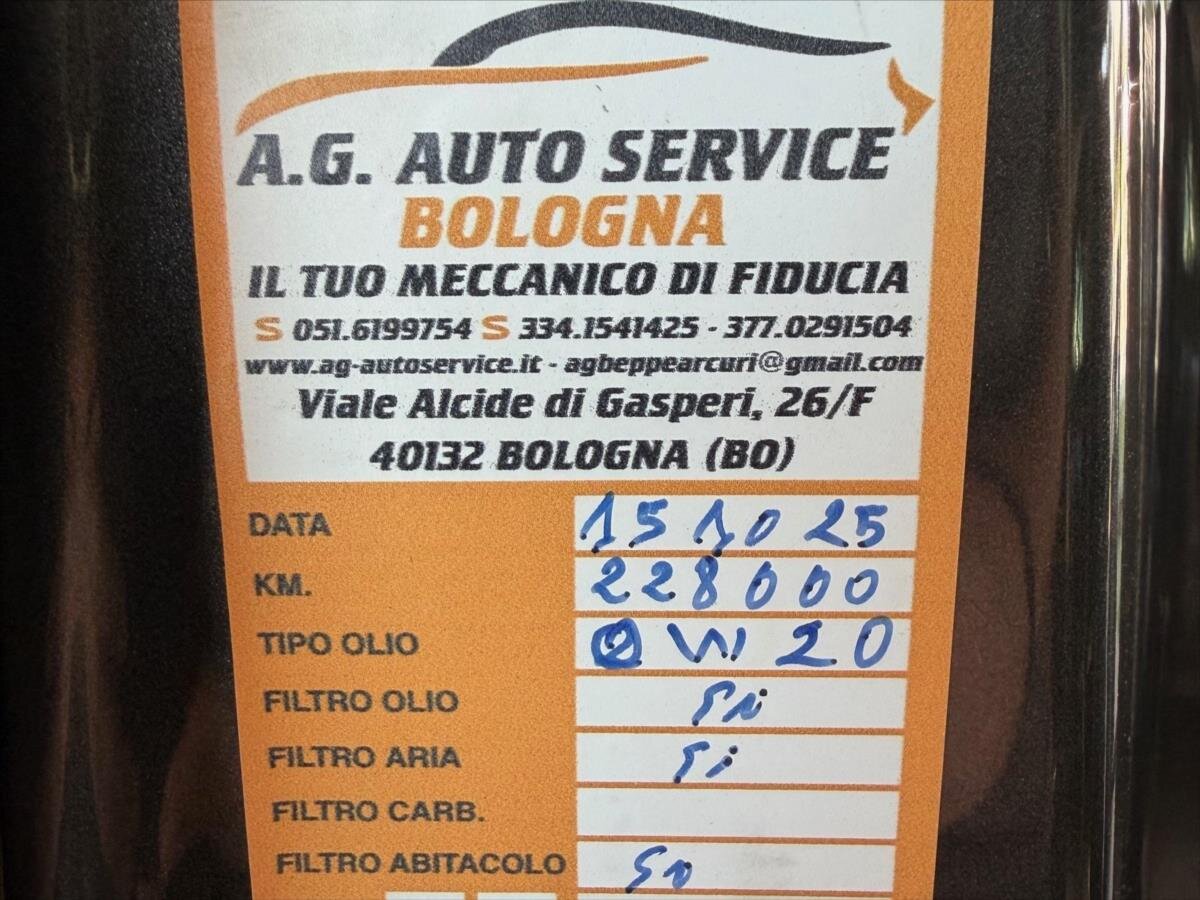 Volkswagen Caddy Skříň 2,0 l 75 kw