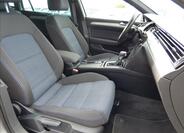 Volkswagen Passat 81