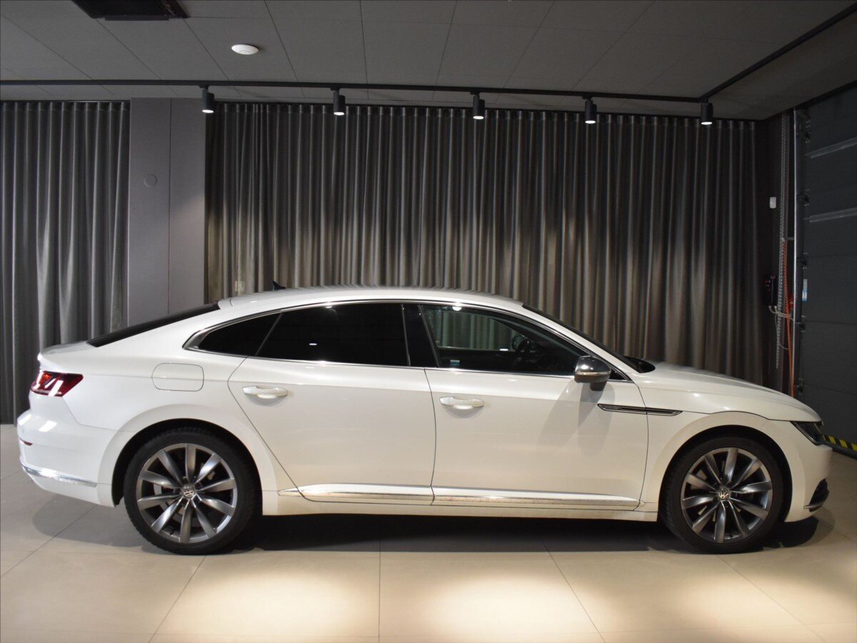 Volkswagen Arteon Liftback 2,0 l 176 kw