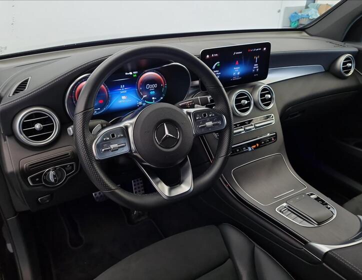 Mercedes-Benz GLC 9