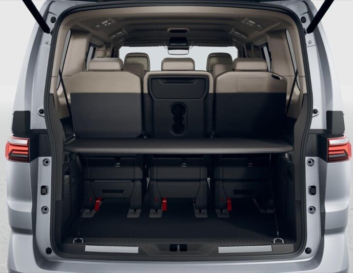 Volkswagen Multivan 8