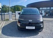 Hyundai Staria 2