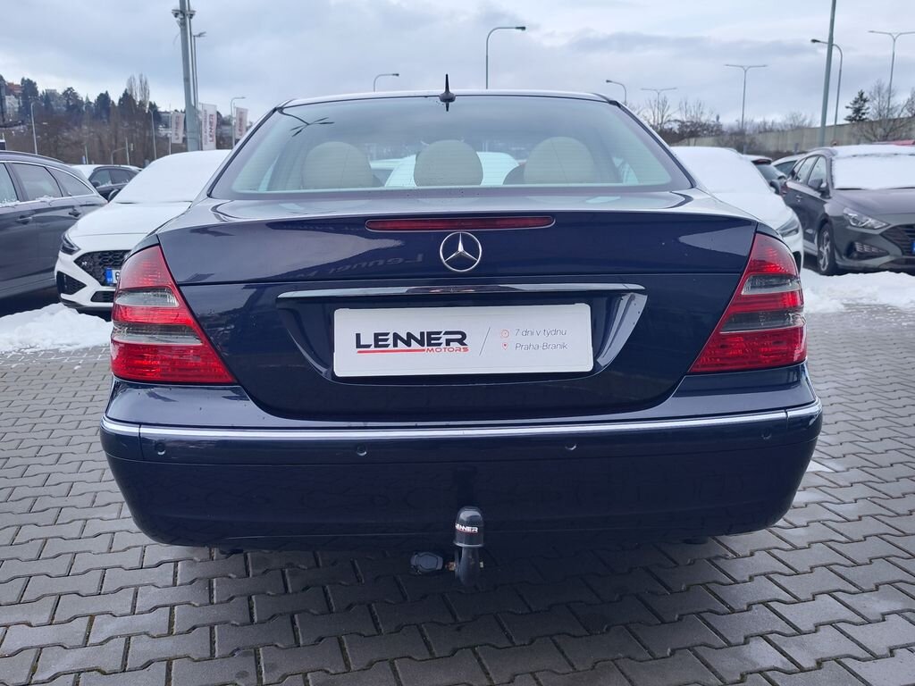 Mercedes-Benz Třídy E Sedan 2,7 l 130 kw
