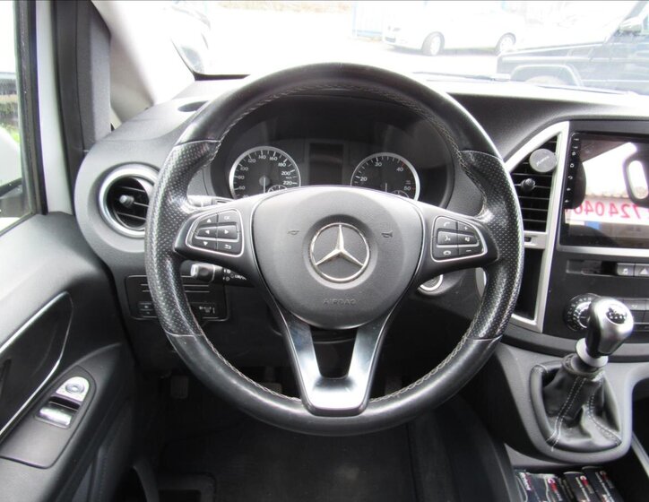 Mercedes-Benz Vito Kombi 2,1 l 100 kw