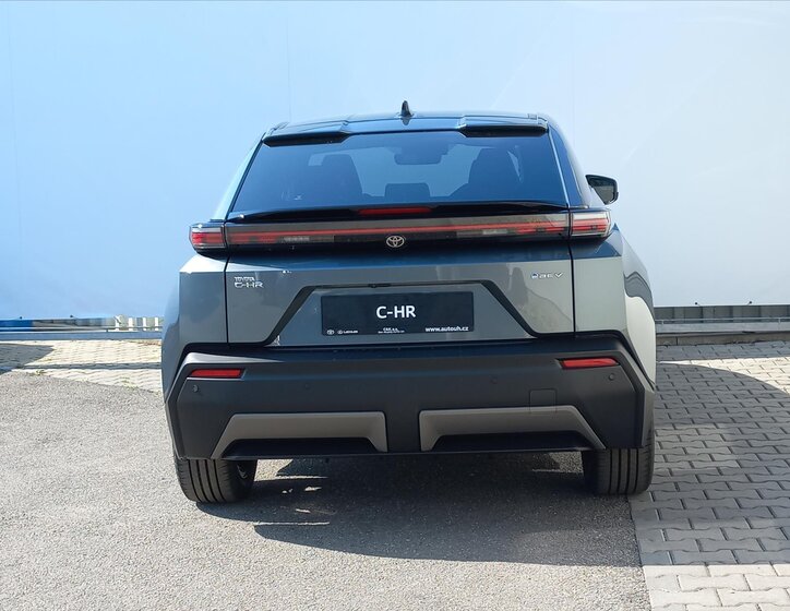 Toyota C-HR CUV / Crossover 2,0 l 0